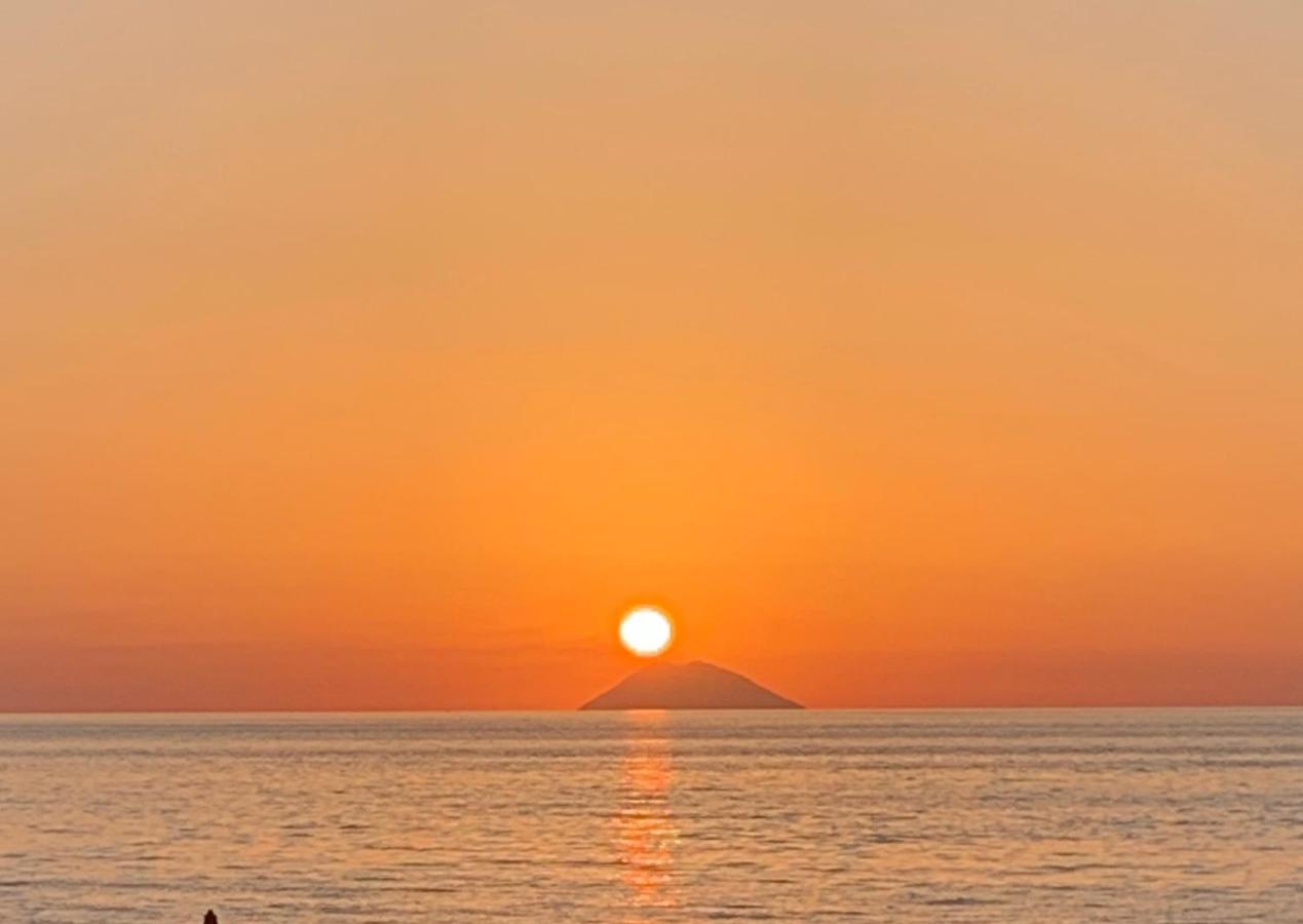 Boutique Apartment With Beach Within Walking Distance, Near Tropea Parghelia Exterior foto