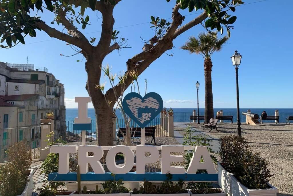 Boutique Apartment With Beach Within Walking Distance, Near Tropea Parghelia Exterior foto