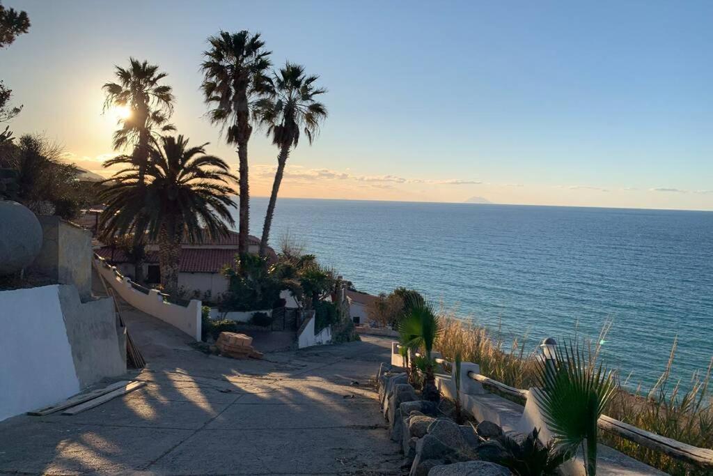 Boutique Apartment With Beach Within Walking Distance, Near Tropea Parghelia Exterior foto